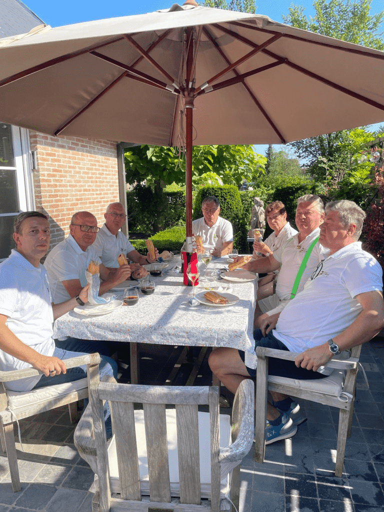 Wij zijn druk bezig - Lokaal Alternatief Zele